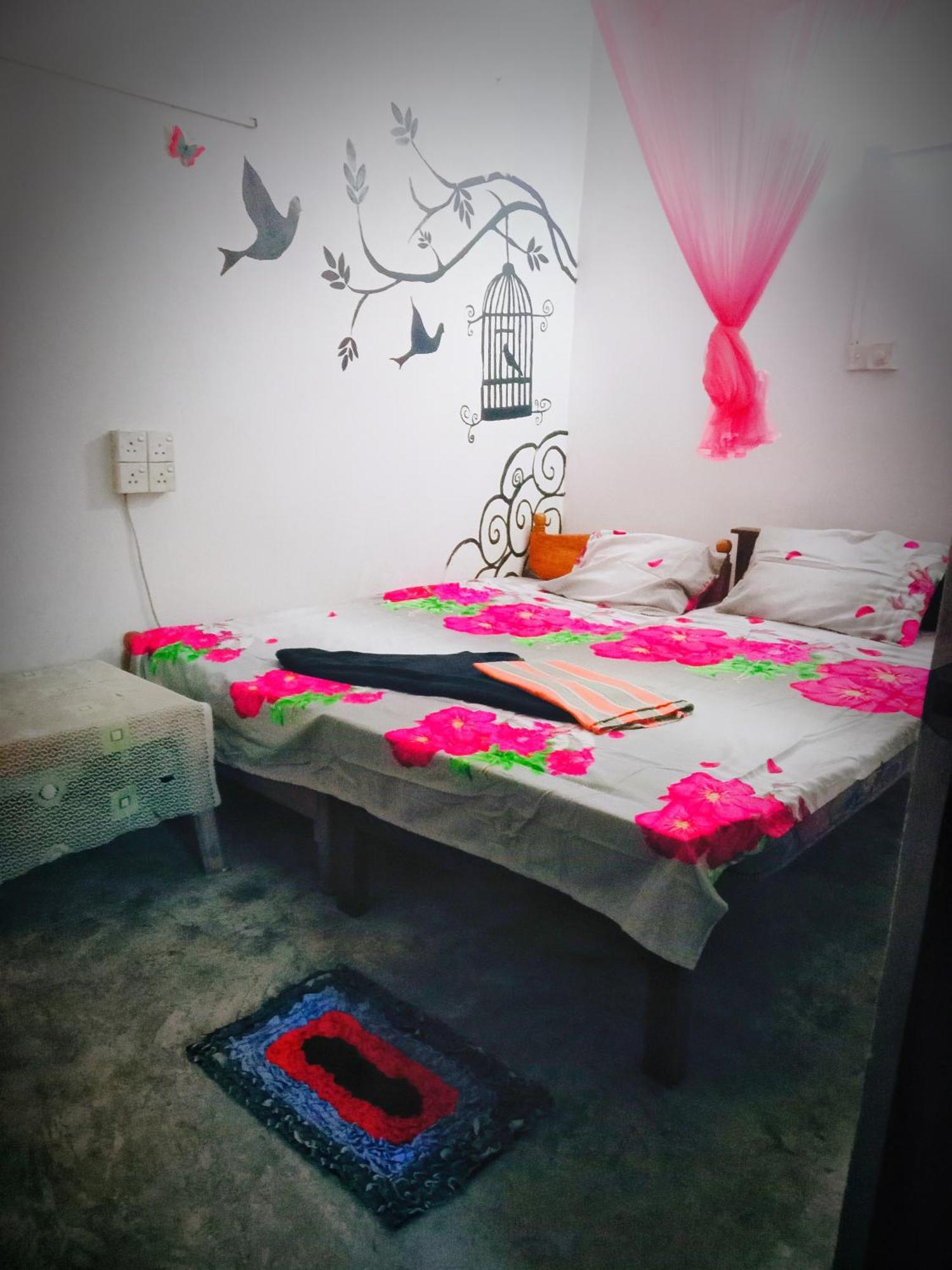Sandaru Surffing Inn Weligama Habitación foto
