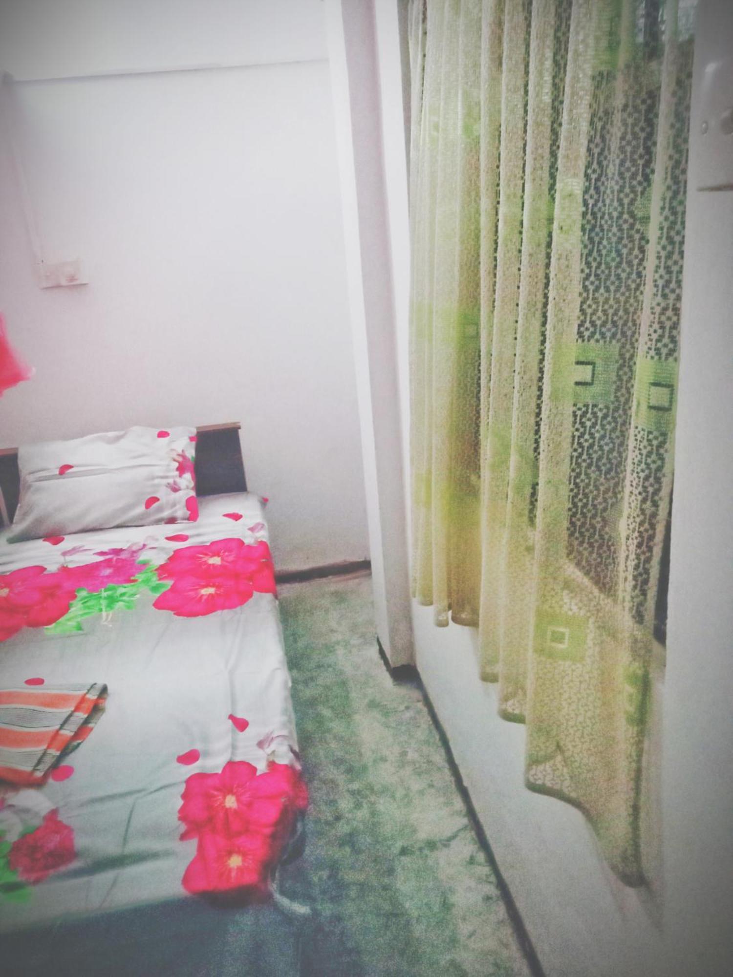 Sandaru Surffing Inn Weligama Habitación foto