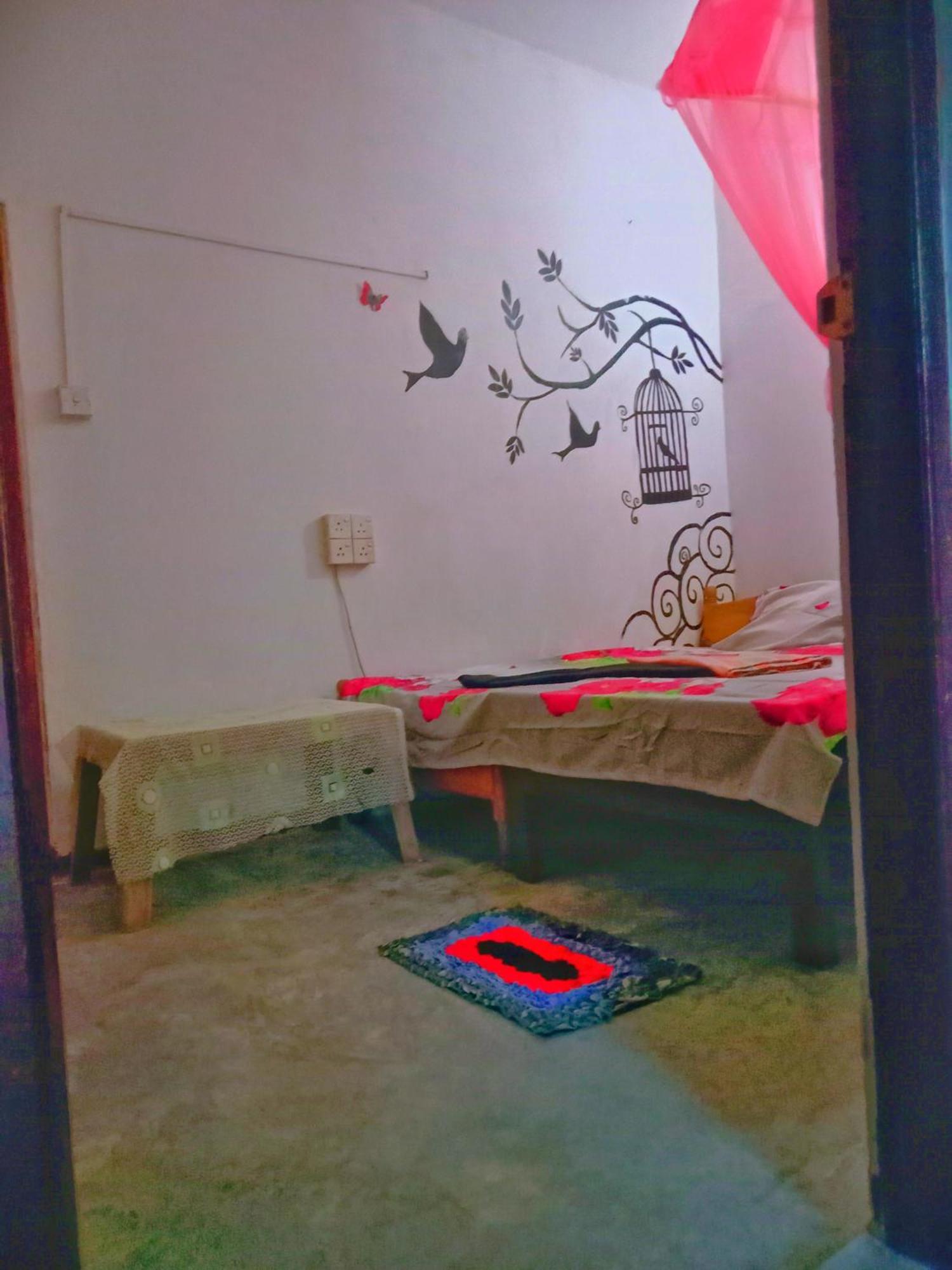 Sandaru Surffing Inn Weligama Habitación foto